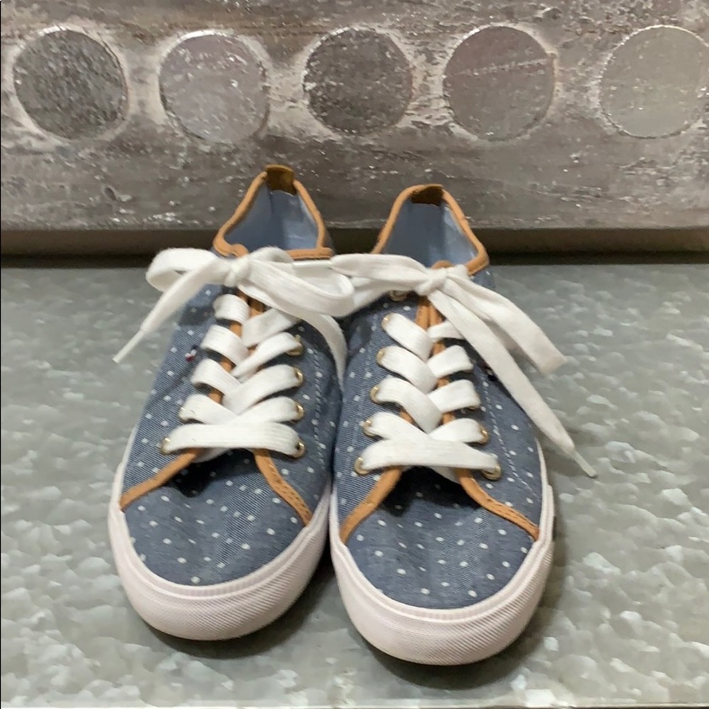 Shoes - Picture 3 of 6